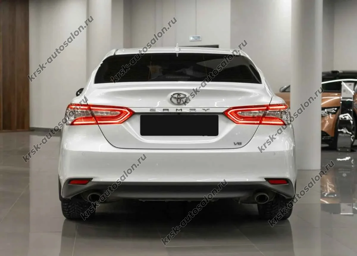 Toyota Camry, 2020