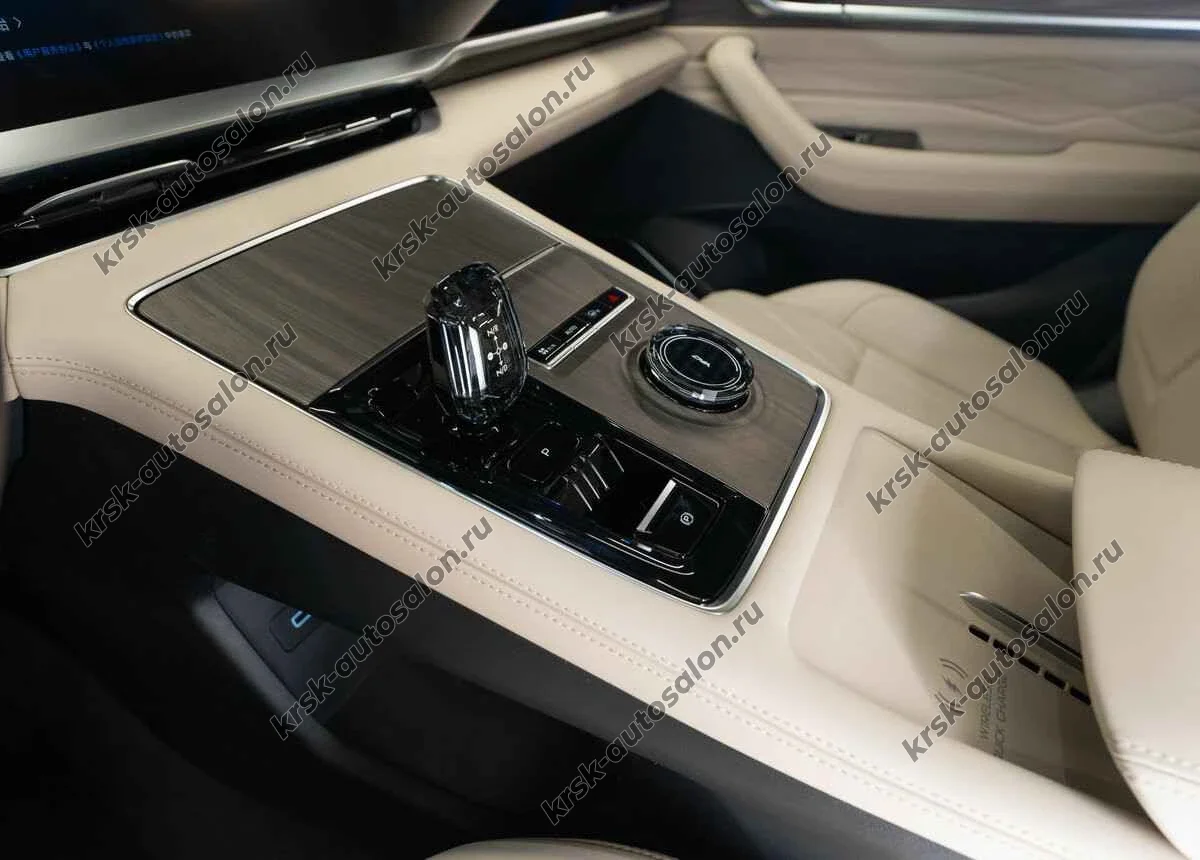 Geely Monjaro (Xingyue L)